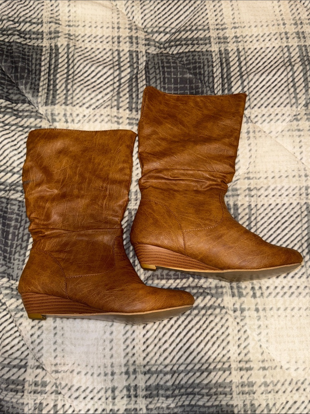 Womens Tan Slouchy Mid-Calf Wedge Boots